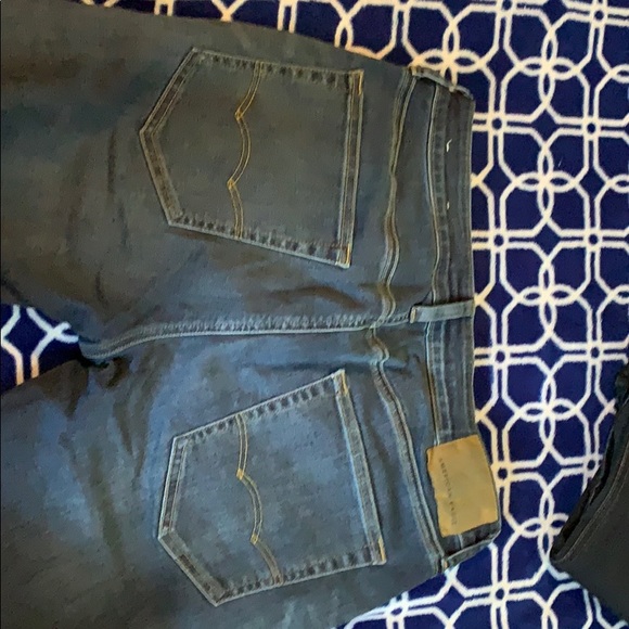 American Eagle Jeans - Picture 2 of 3